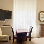 アパート Ezevacances Capuccino Vue 5 Mn 7 Mn Gare Wifi エズ