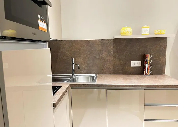 Ezevacances Capuccino Vue 5 Mn 7 Mn Gare Wifi アパート *