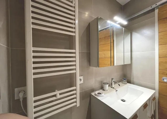 Ezevacances Capuccino Vue 5 Mn 7 Mn Gare Wifi * エズ