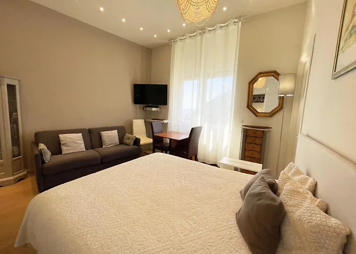 Ezevacances Capuccino Vue 5 Mn 7 Mn Gare Wifi アパート