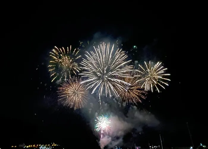 Ezevacances Capuccino Vue 5 Mn 7 Mn Gare Wifi アパート