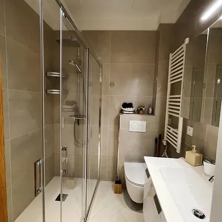 Ezevacances Capuccino Vue 5 Mn 7 Mn Gare Wifi *