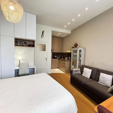 Ezevacances Capuccino Vue Apartment *